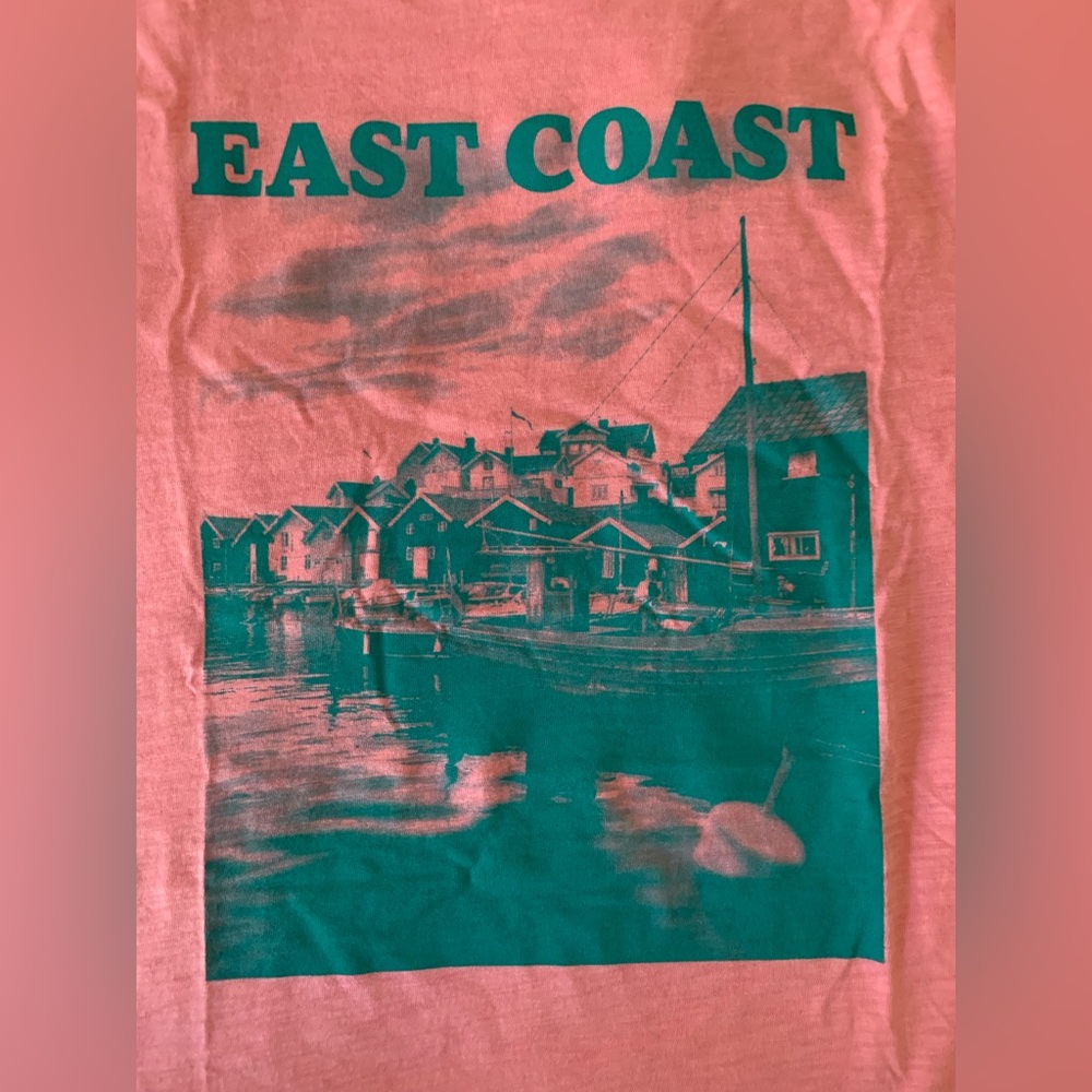 J. Crew Crewcuts Kids' East Coast graphic T shirt
Size: XL (12-14) NEW - Picture 10 of 13